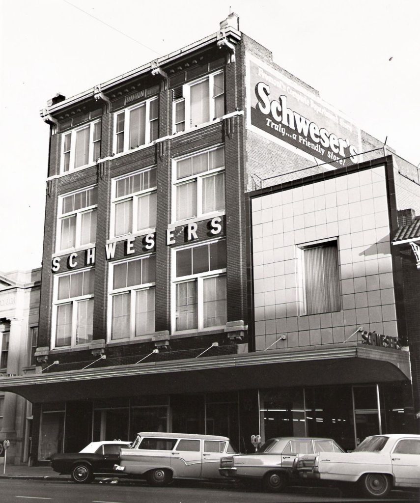 Schwesers Clothing Store